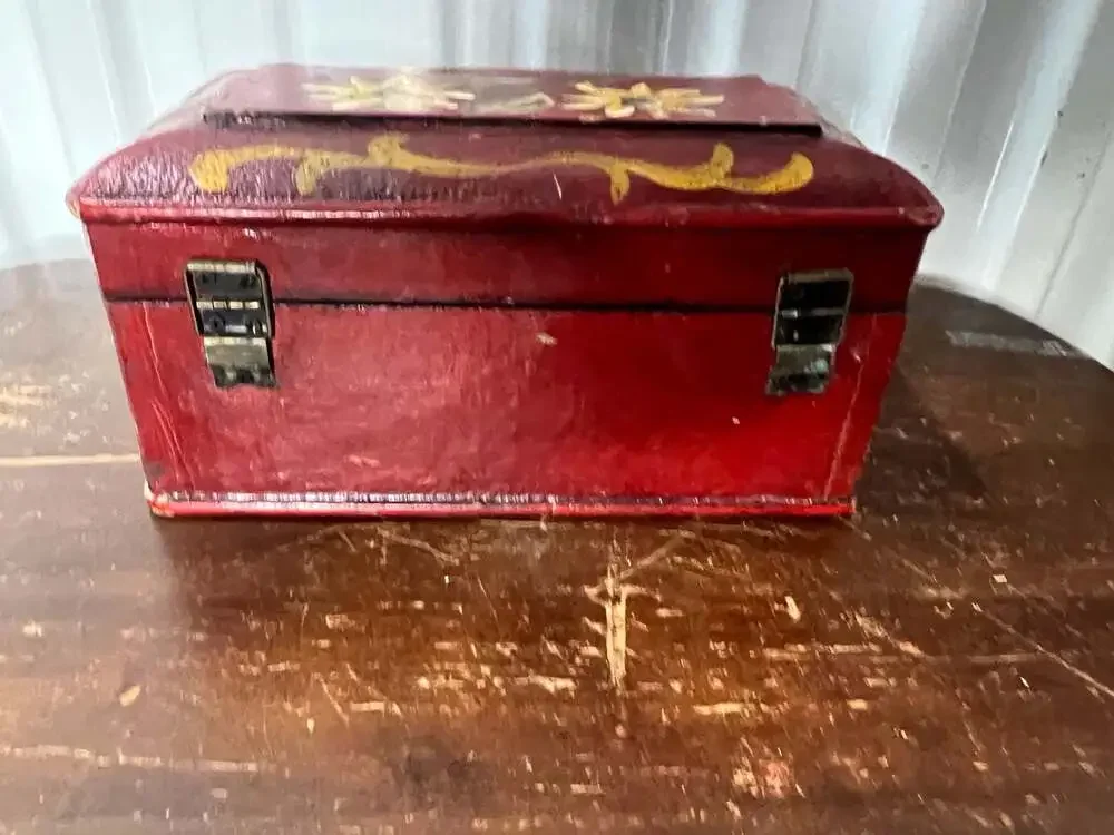 Unbranded gently used